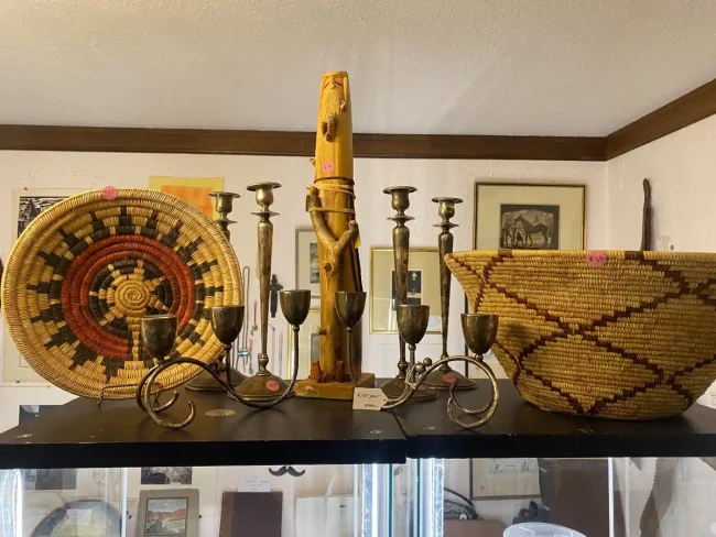 We can help appraise your personal property. We specialize in antiques, art and estate collections in Colorado Springs.